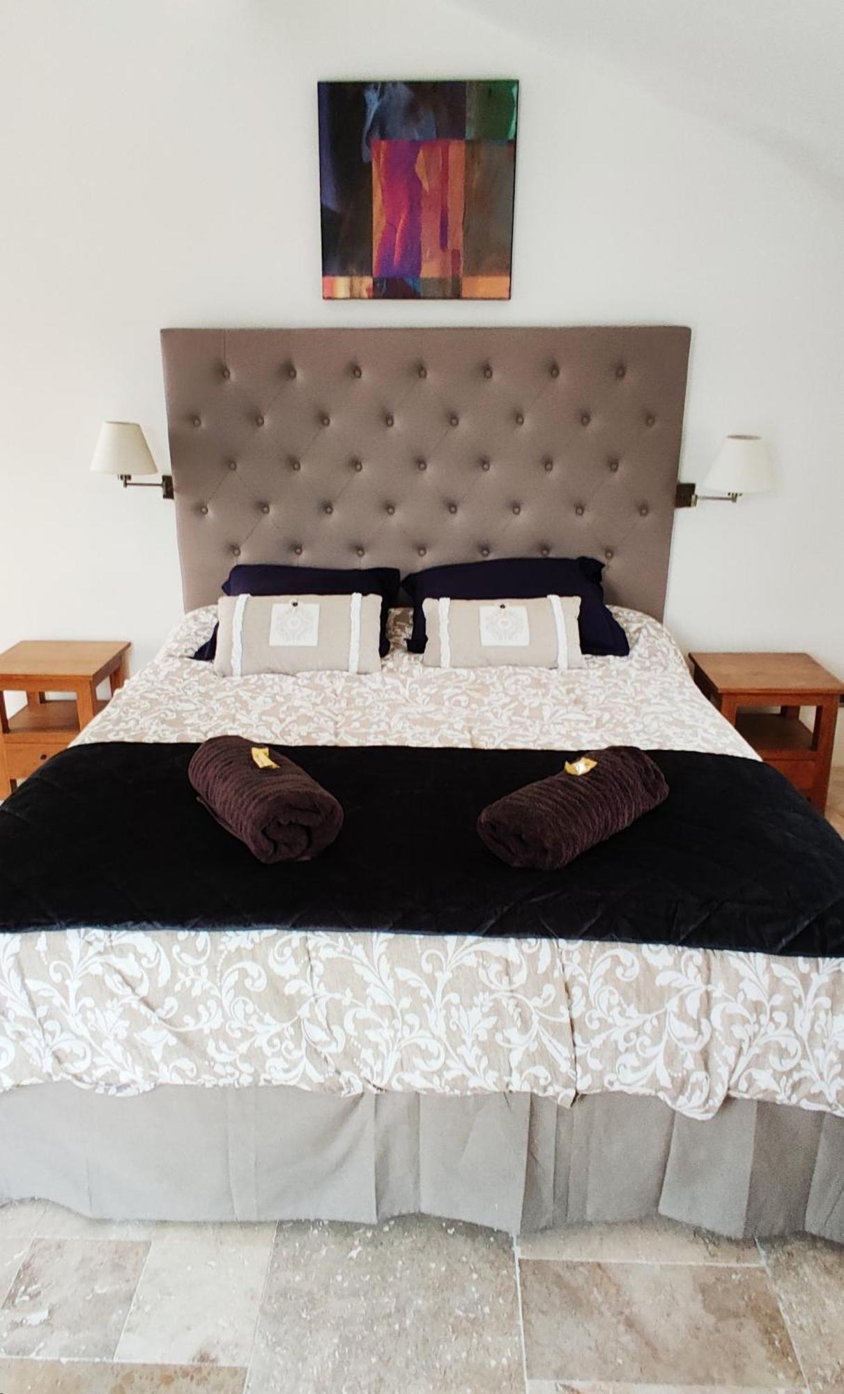 Chambre Cosy Avec Terrasse Sur La Colline Boisee, Parking Prive, Jardin, Calme, Climatisation, 10 Mn Pont Du Gard Num7 Rochefort-du-Gard Exteriér fotografie